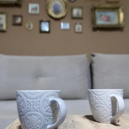 Konaq Apartment *